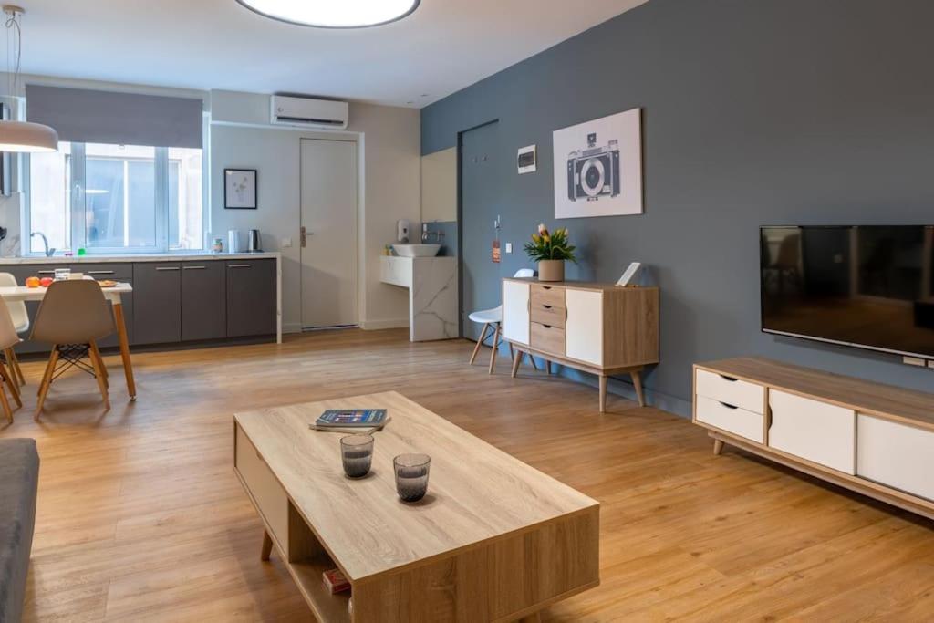 Central, Spacious Studio 5 Min Walk To Acropolis 아테네 외부 사진
