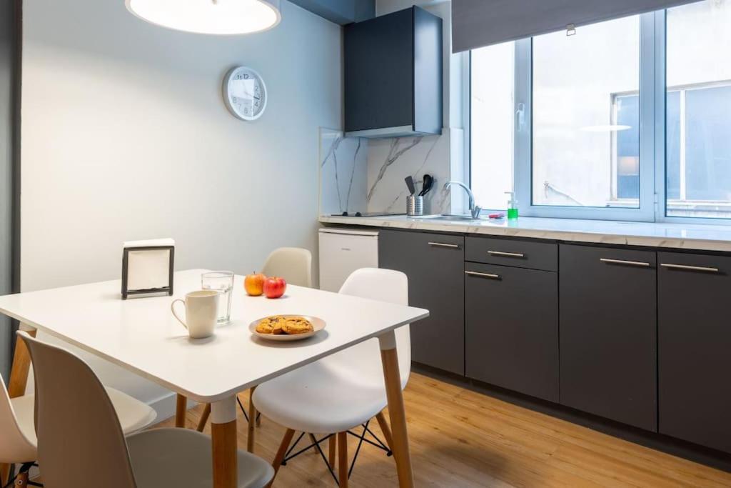 Central, Spacious Studio 5 Min Walk To Acropolis 아테네 외부 사진